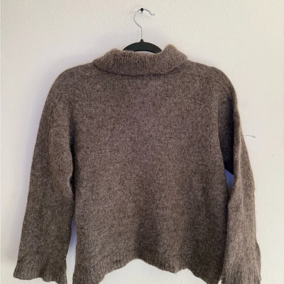 WRAP London Sweater - Picture 2 of 5